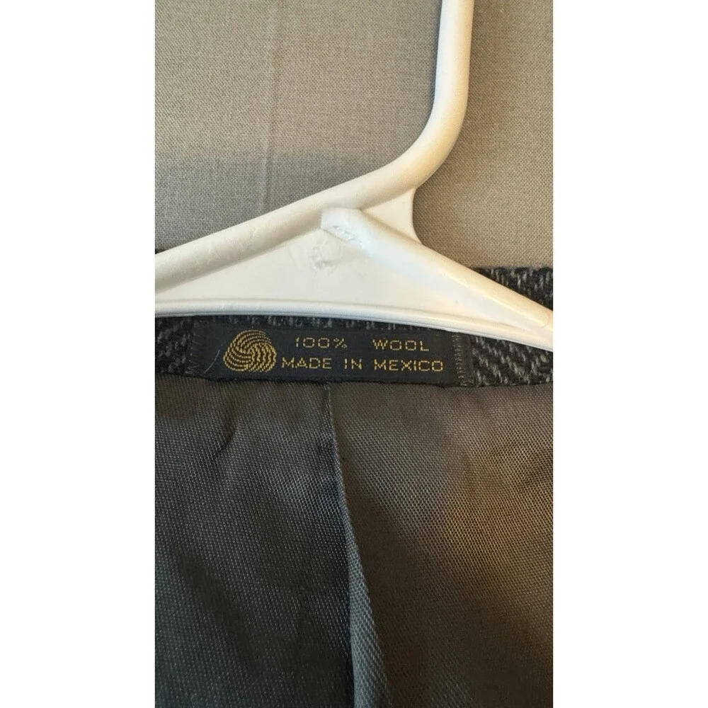 Men's Stafford Suit Jacket 100% Wool Gray Herringbone Size 48S